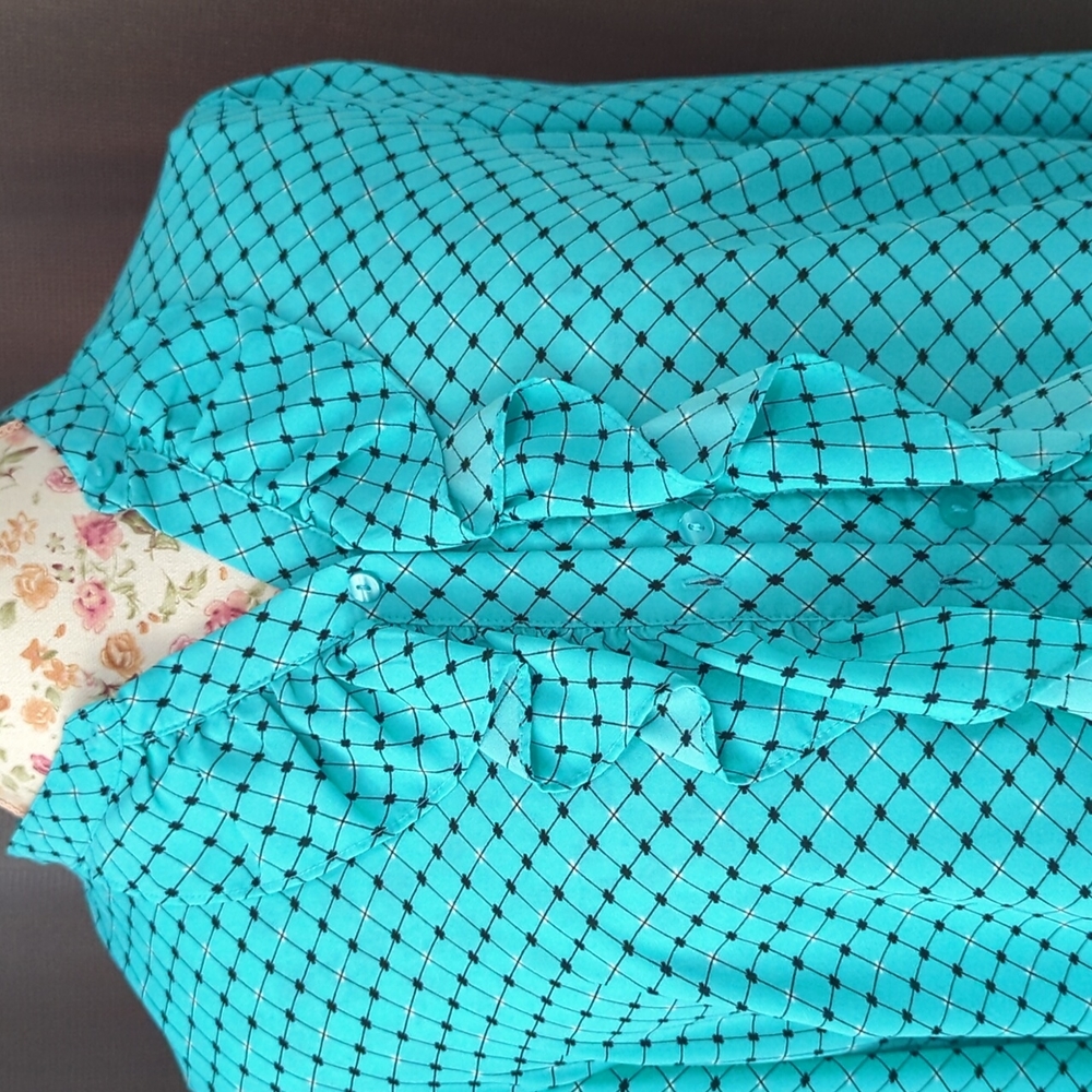 Poplin style blouse with bowing - beautiful color! - Picture 3 of 4